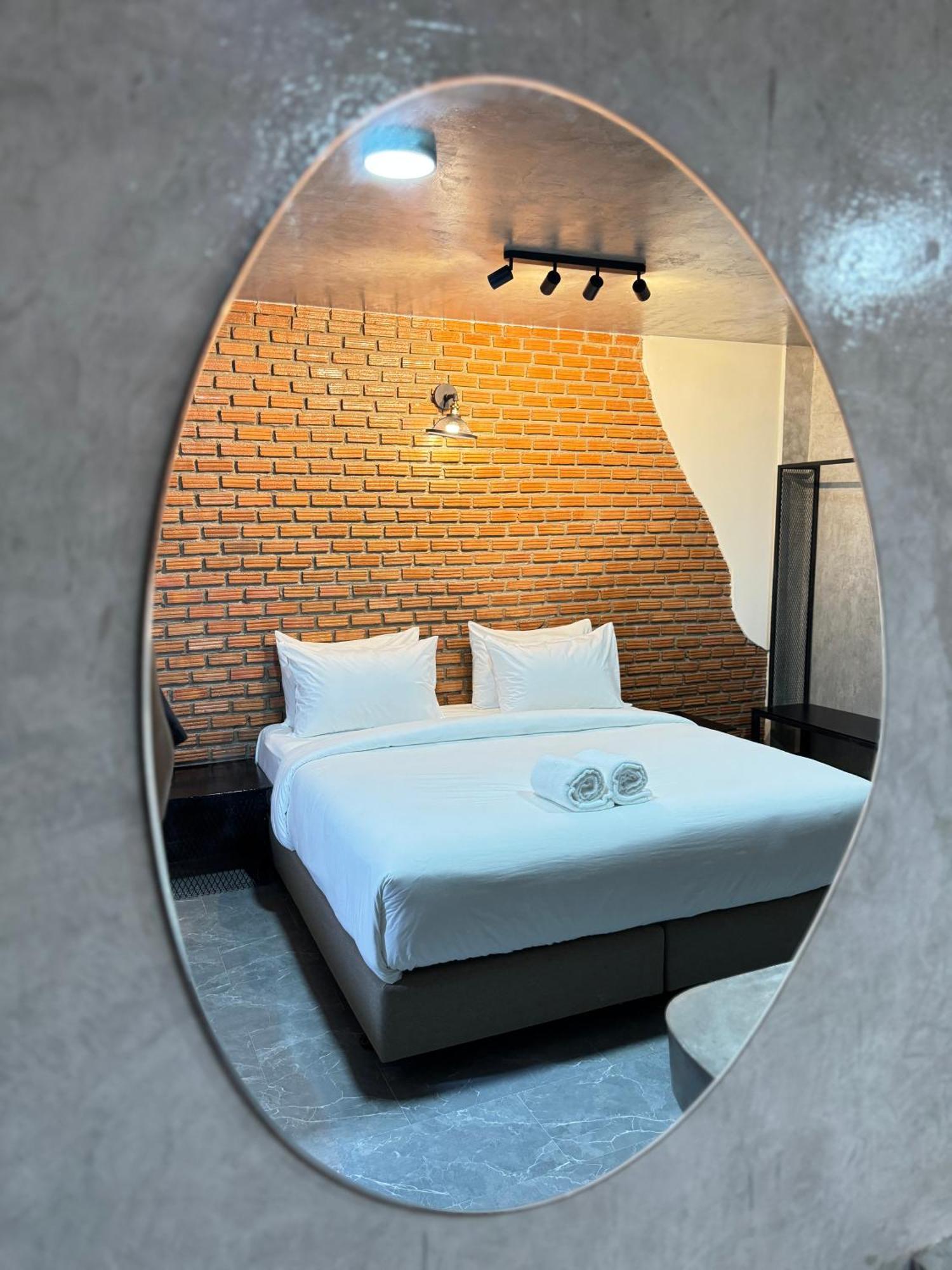 S1 City Hotel Buriram Buitenkant foto
