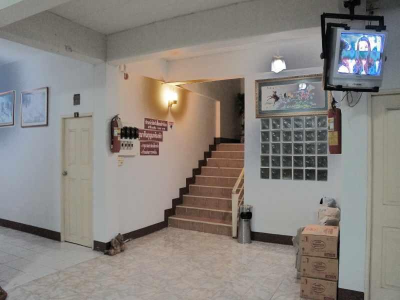 S1 City Hotel Buriram Buitenkant foto