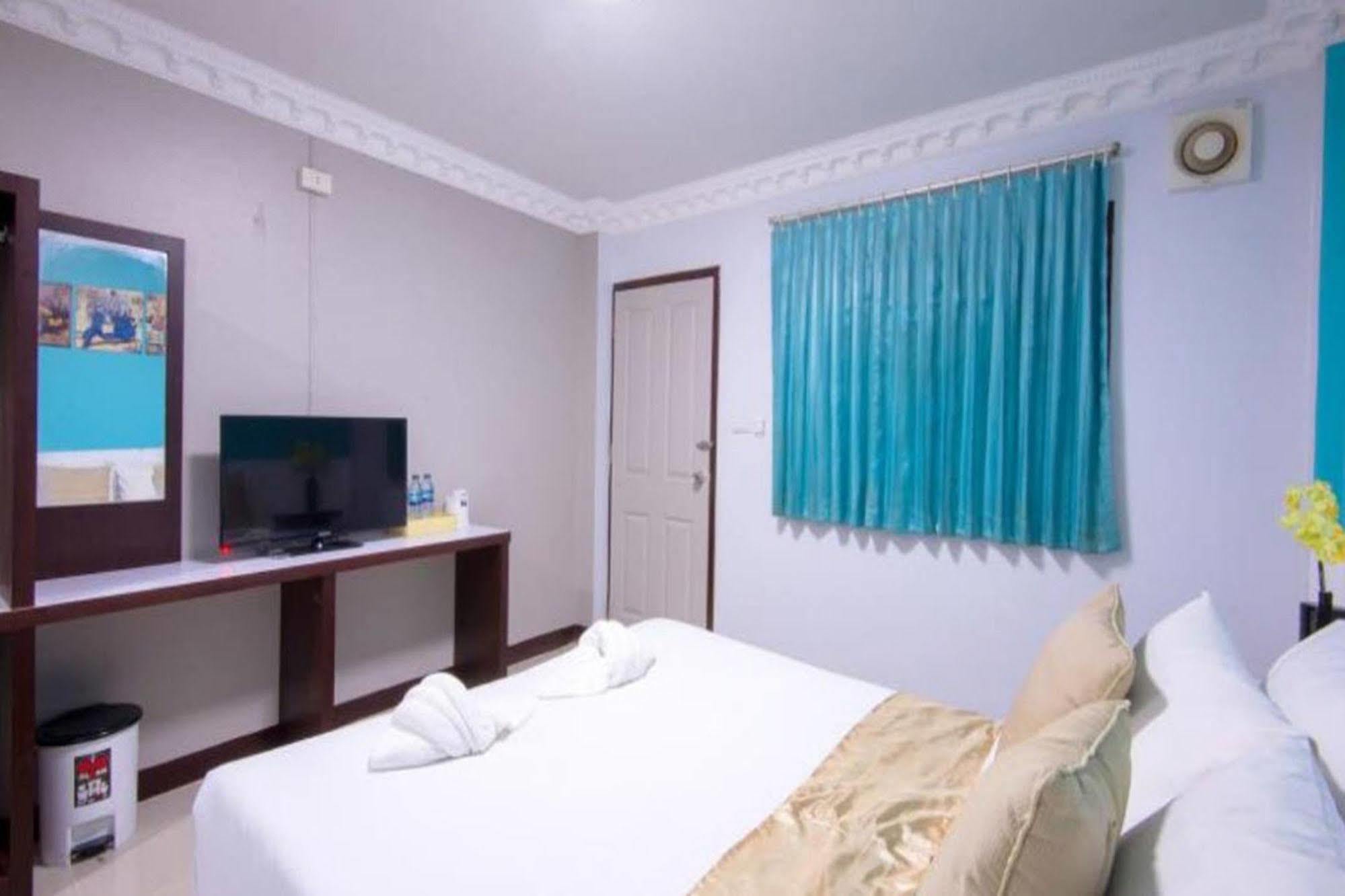 S1 City Hotel Buriram Buitenkant foto