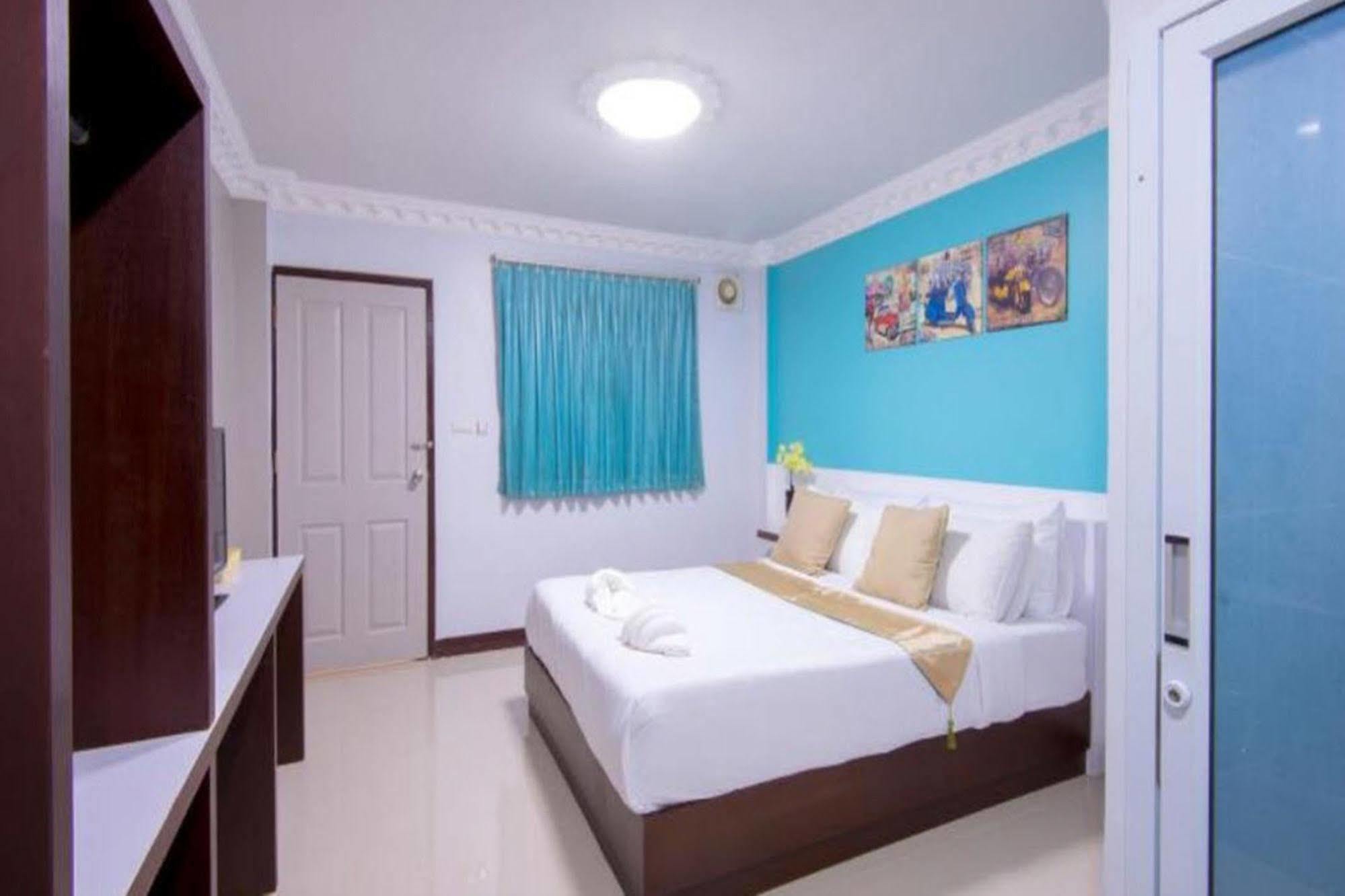 S1 City Hotel Buriram Buitenkant foto